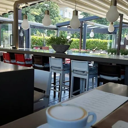 Elena Dedinje Apartment Belgrad