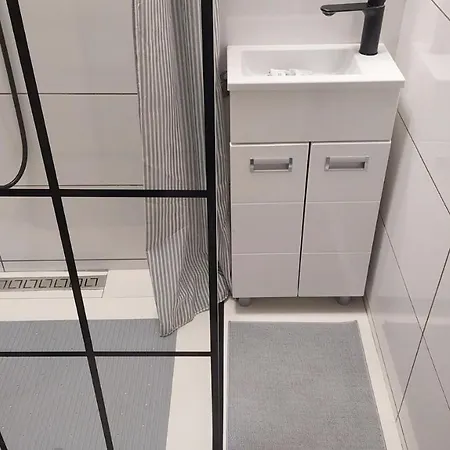 Elena Dedinje Apartment *