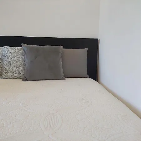 Elena Dedinje Apartment